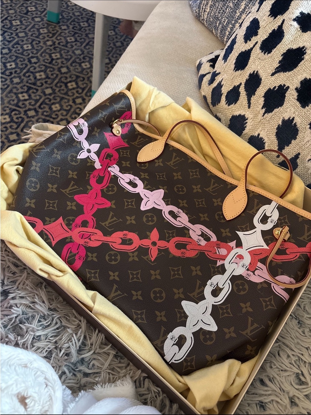 Authentic Louis Vuitton Monogram Tote with Pink, Red and White Chain Print